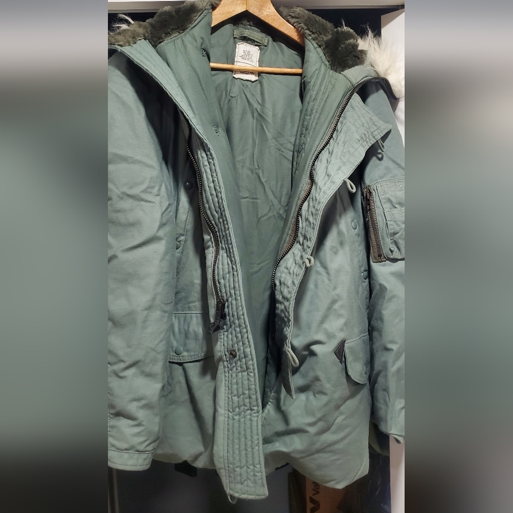 N3B Parka military issued / new old stock